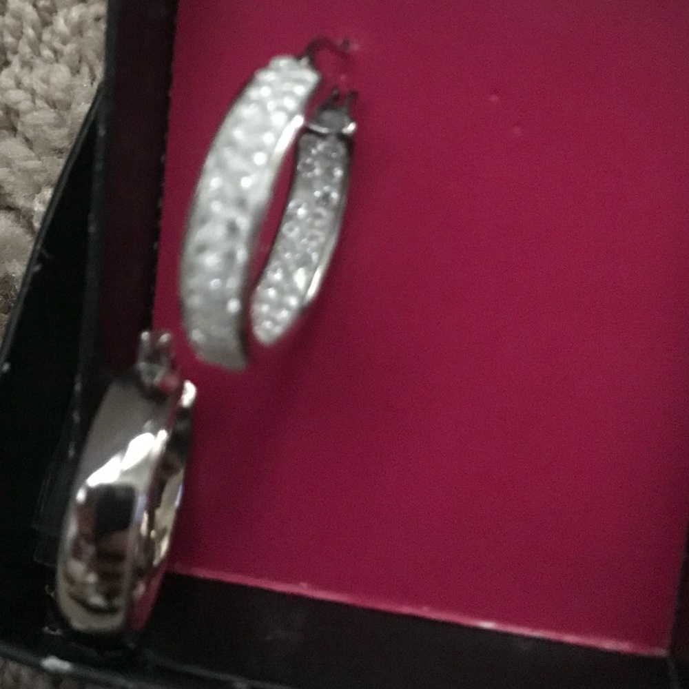 Earrings - Picture 2 of 2